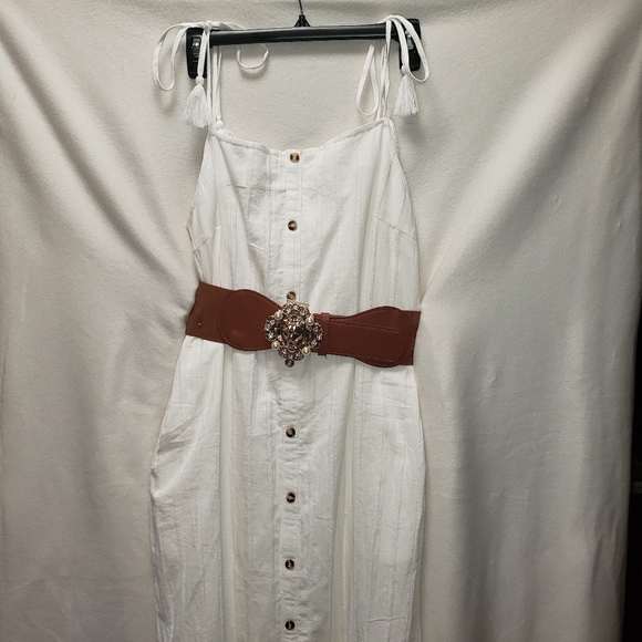 NWT &Merci White Maxi Dress - Picture 2 of 10